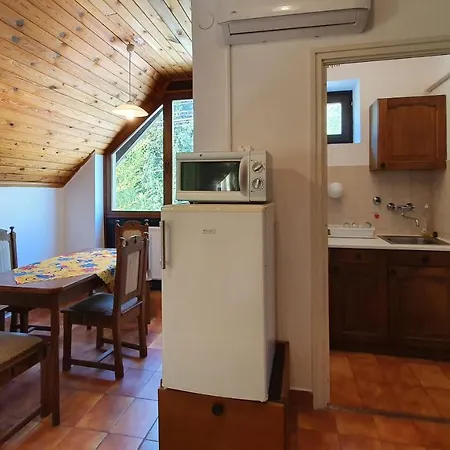 Apartment Harmonia Apartmanhaz *