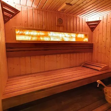 Harmonia Apartmanhaz *