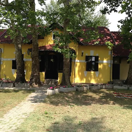 Apartmán Harmonia Apartmanhaz *