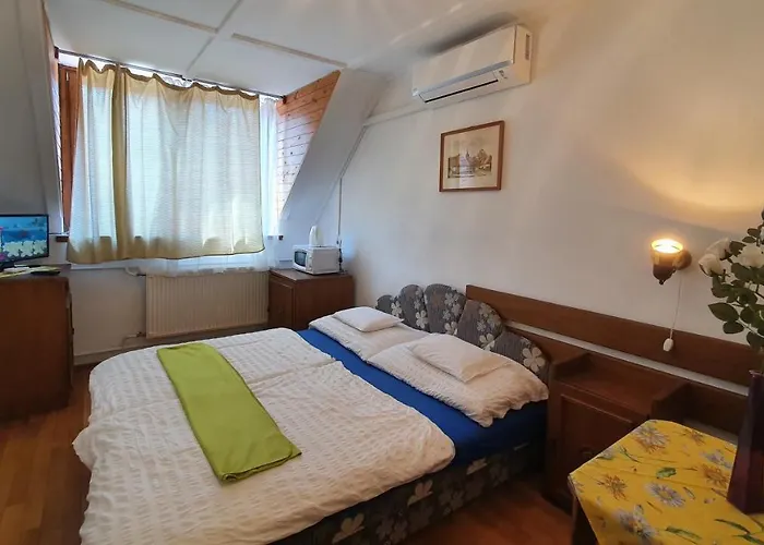 Harmonia Apartmanhaz 公寓 *